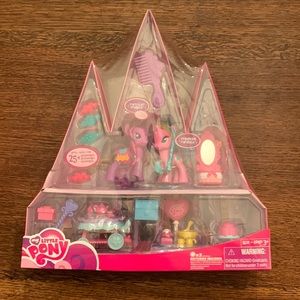 My Little Pony 25 piece Play Set 2011